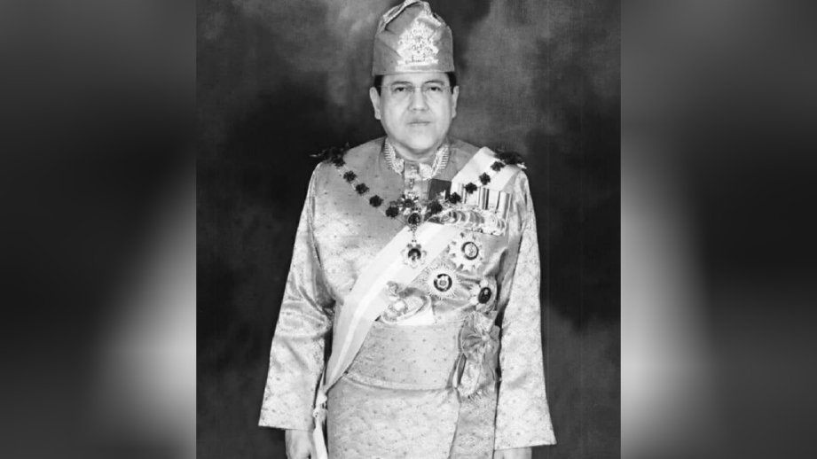 Sultan Ismail Petra of Kelantan dies | Trilingual News Apps